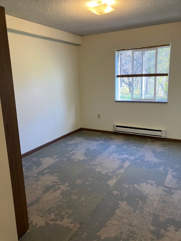 Building Photo - 803 Roundhouse Addn