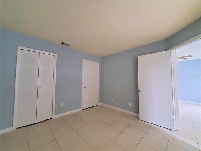 Building Photo - 4772 Walden Cir
