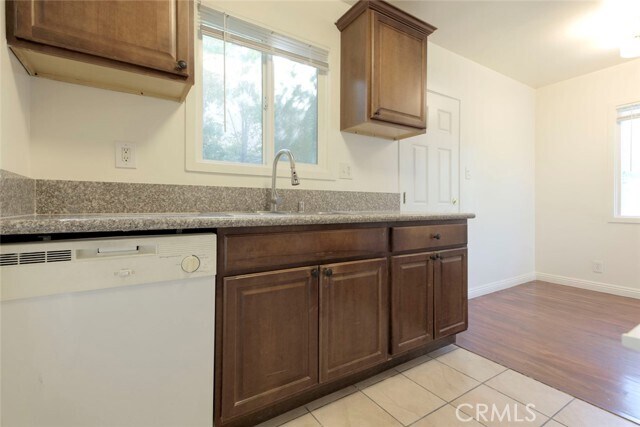 Building Photo - 1413 5th St