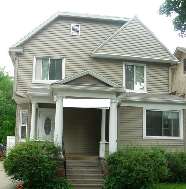 Primary Photo - 719 1st St SW