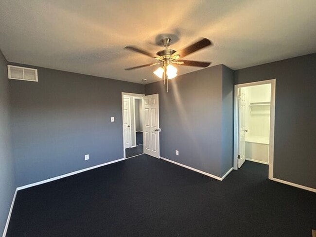 Building Photo - 3 Bedroom Semidetached