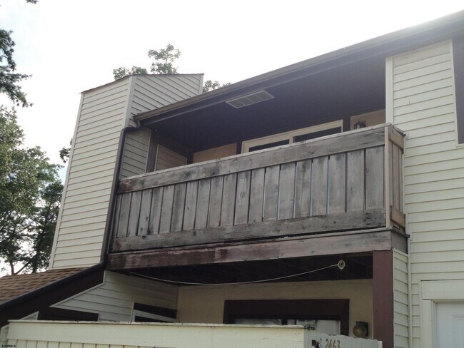 Building Photo - 2461 Arbor Ct