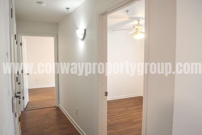 Building Photo - 2515 Martin St