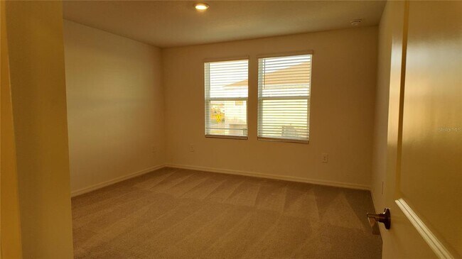 Building Photo - 2207 Portrait St