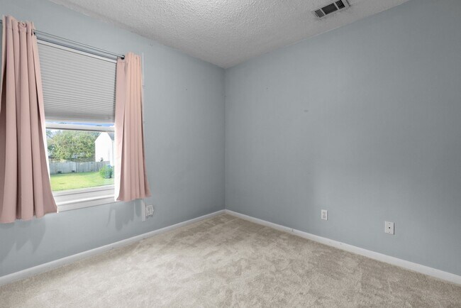 Building Photo - House for Rent in Virginia Beach!