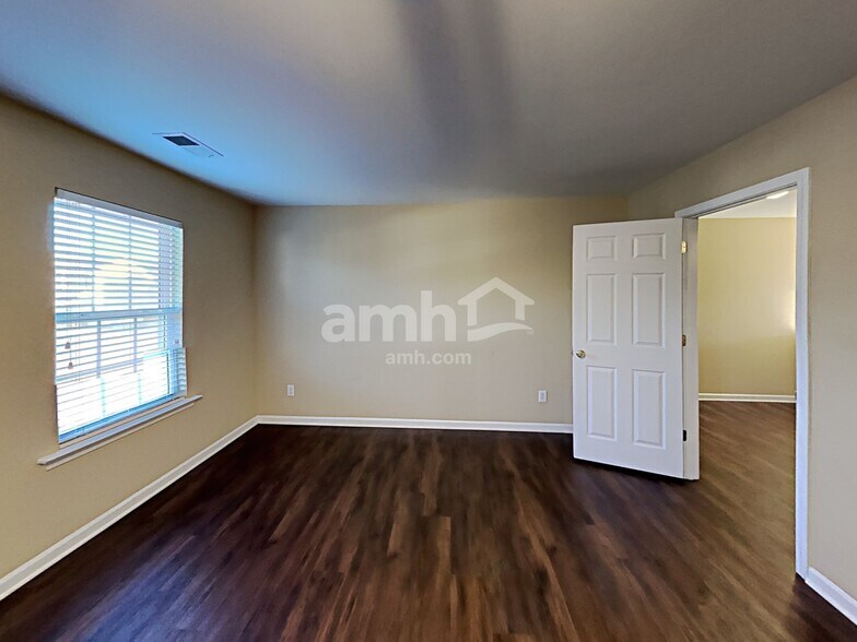 Building Photo - 13504 Armour Ridge Dr