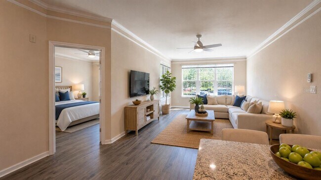 Building Photo - 4142 Central Sarasota Pky