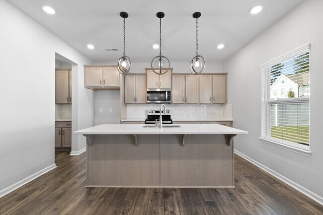 Building Photo - 539 S Lincoln St