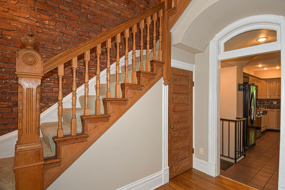 Building Photo - 2322 Virginia Ave