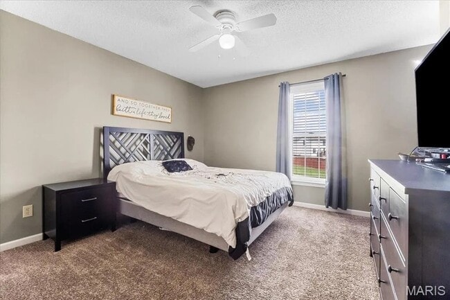 Building Photo - 1082 Chesterfield Dr