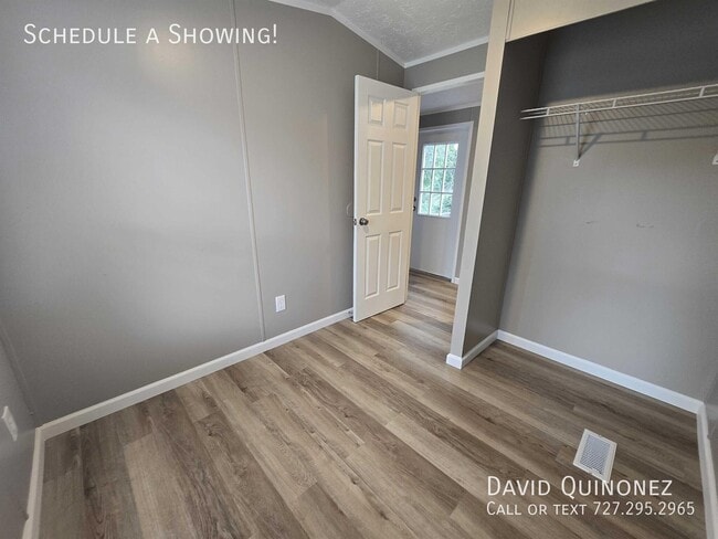 Building Photo - 252 S Blackwood Dr