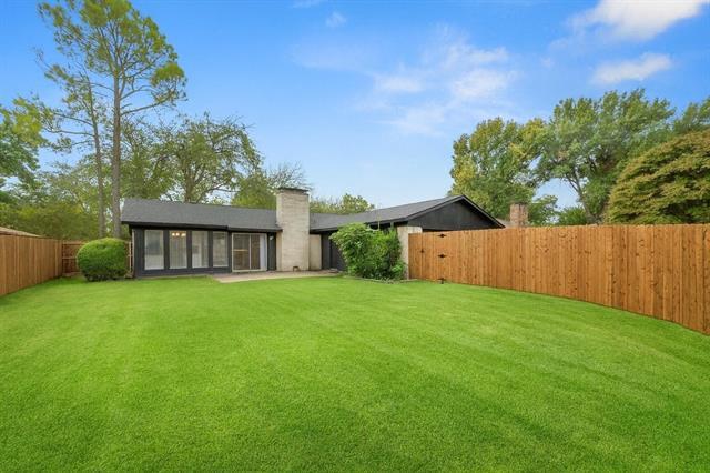 Building Photo - 2813 Raintree Dr