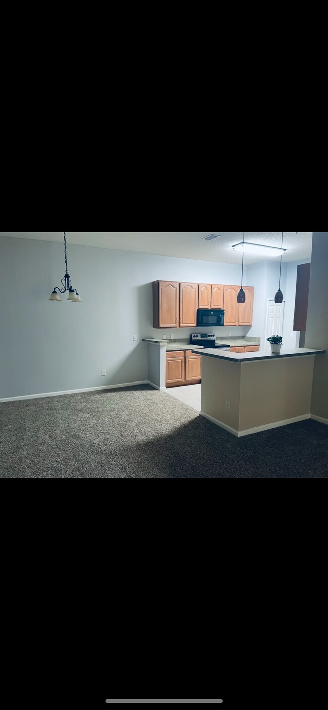 Building Photo - 7028 Deer Lodge Cir