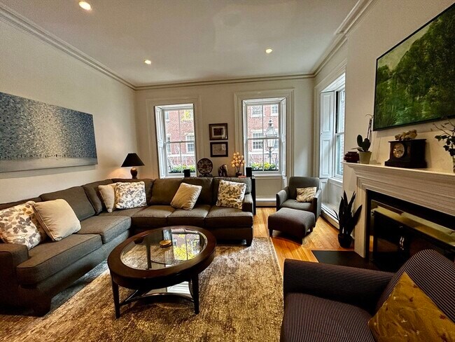 Building Photo - 3 Walnut St