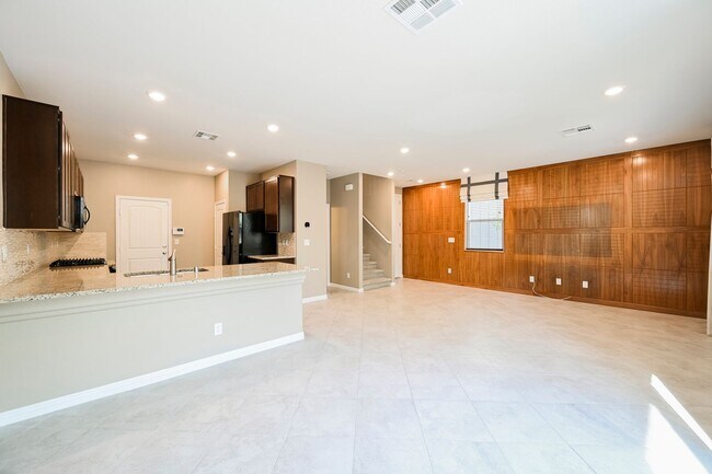 Building Photo - Look No Further! Lovely 3 Bedroom And 2.5 ...