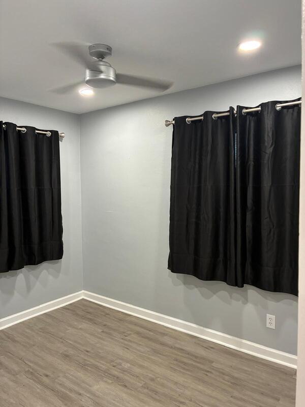 Building Photo - 314 Cole Ave