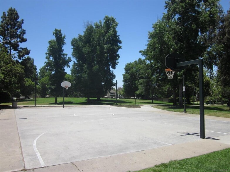 Building Photo - 10626 Escobar Dr