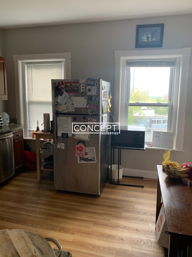 Building Photo - 900 Mass Ave. Unit 8CP