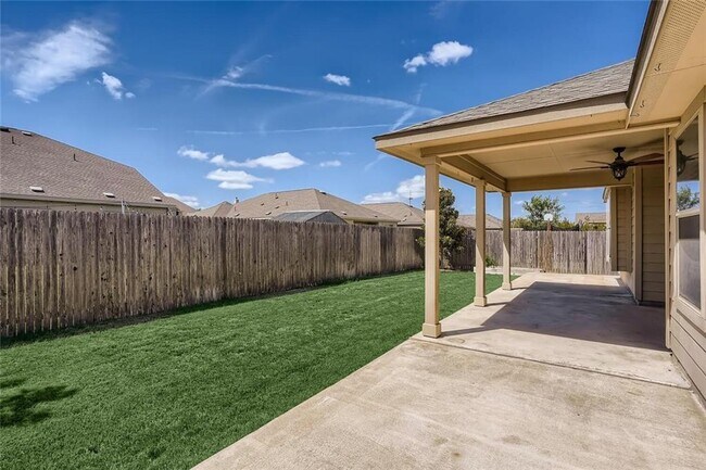 Building Photo - 912 Tabernash