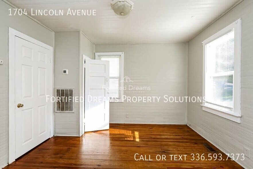 Building Photo - 1704 Lincoln Ave