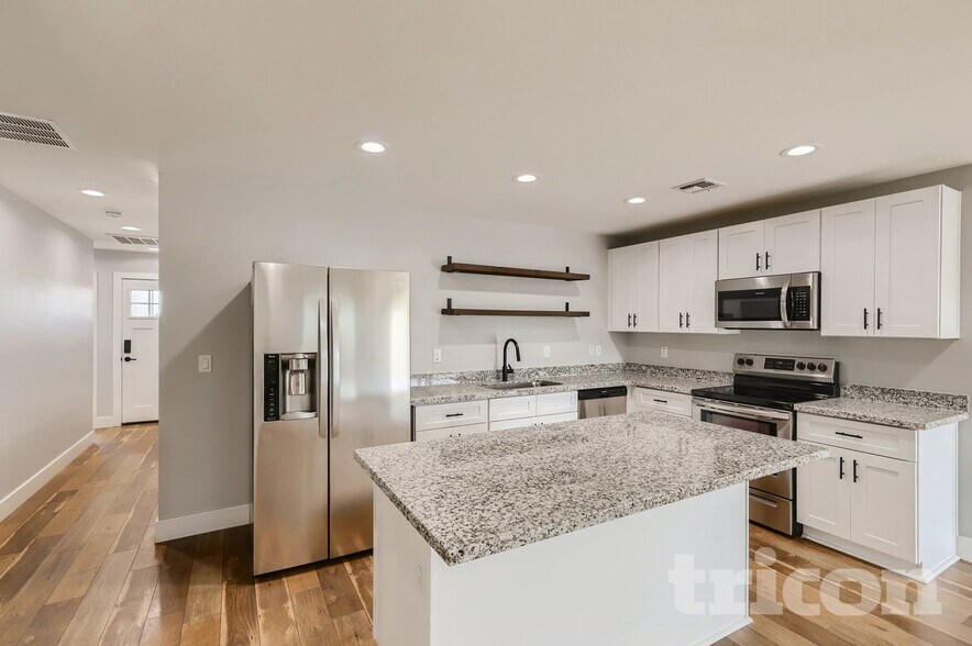 Building Photo - 4665 S 38th Ln