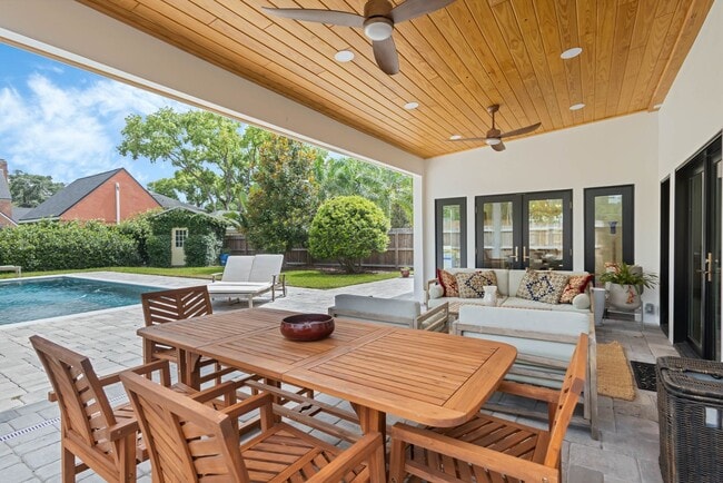 Building Photo - Renovated 3/3 Pool Home home in the heart of Delaney Park of Downtown Orlando