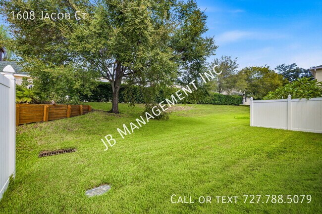 Building Photo - 1608 Jacob Ct