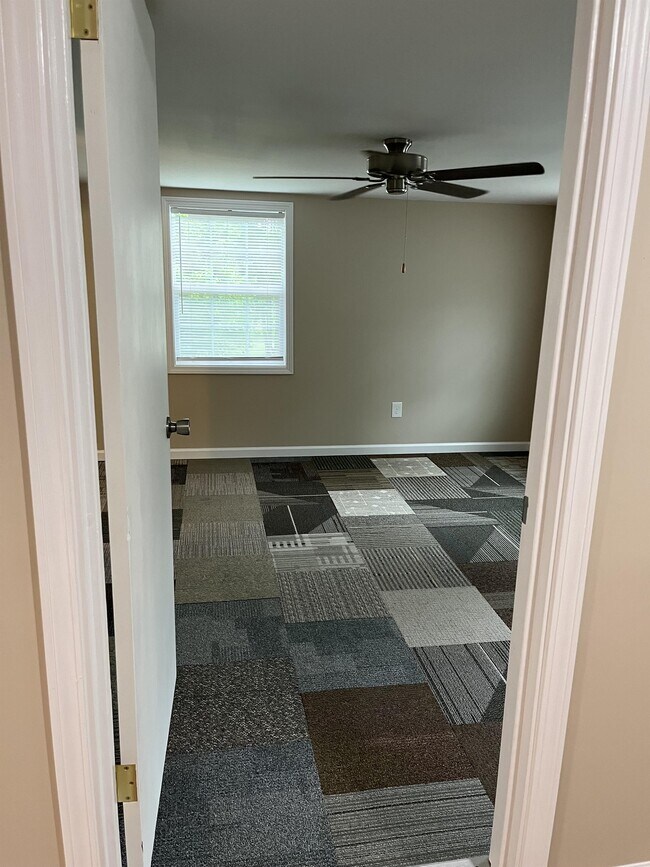 Building Photo - 852 Hornbuckle Rd