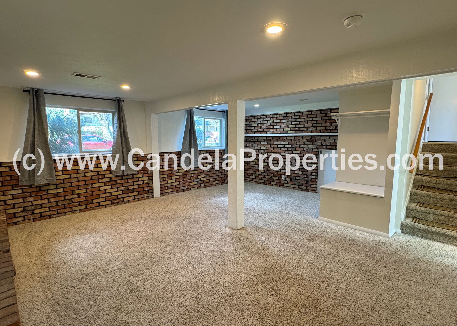 Building Photo - 1021 Adams Dr