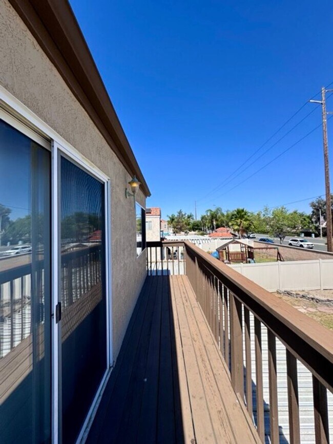 Building Photo - Spacious 5 Bedroom Home in Menifee Lakes with a 3 Car Garage for Lease!