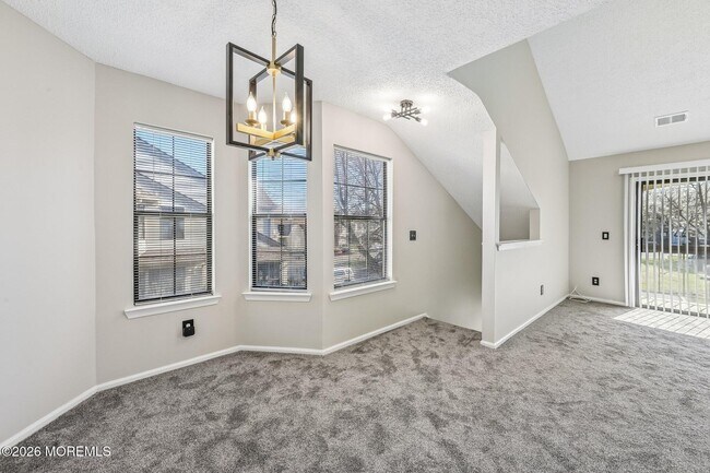 Building Photo - 3015 Lighthouse Ln