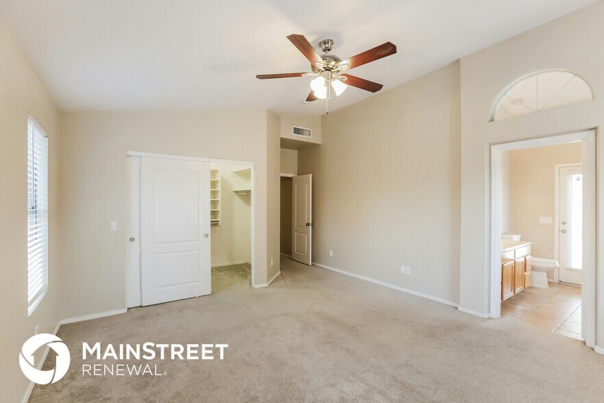 Building Photo - 15341 W Lea Ln
