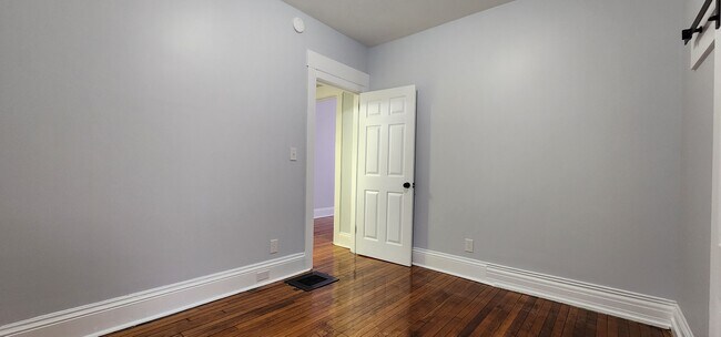 Building Photo - 1193 W Onondaga St