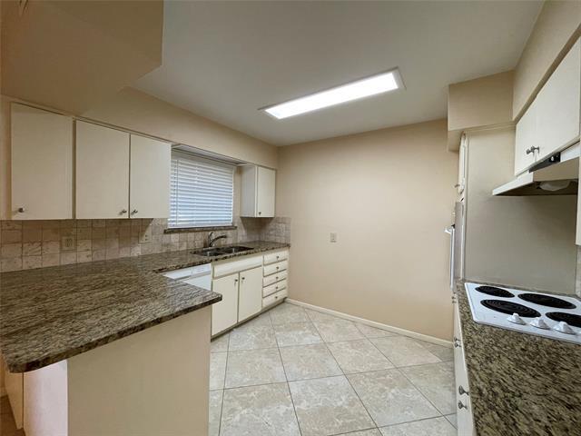 Building Photo - 1303 Northlake Dr