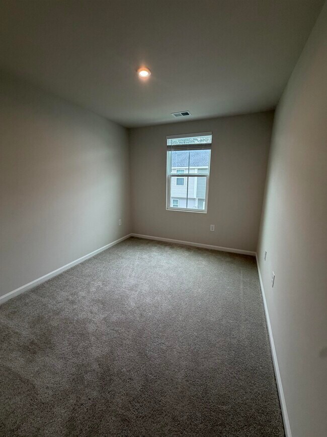 Building Photo - 157 Villa Grande St