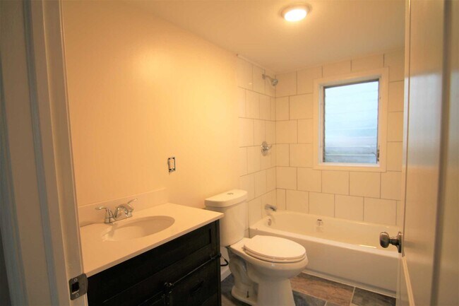 Building Photo - 71 Miller Rd