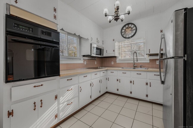 Building Photo - 139 Pennsylvania Ave