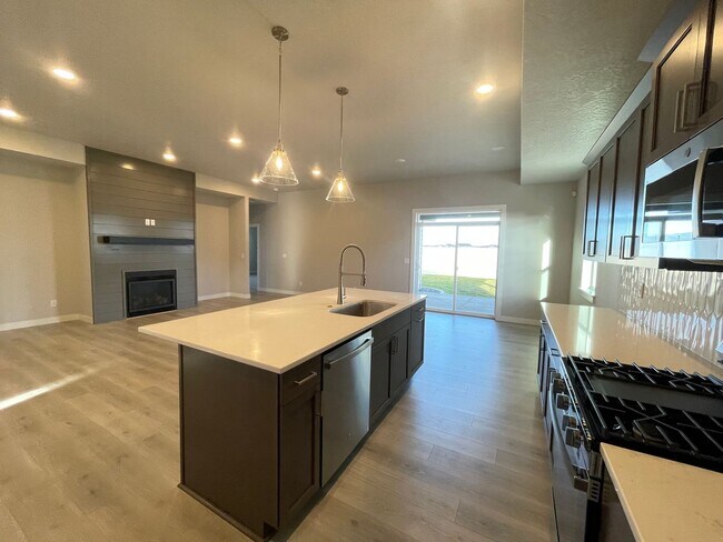 Building Photo - Brand New Coeur d'Alene Home