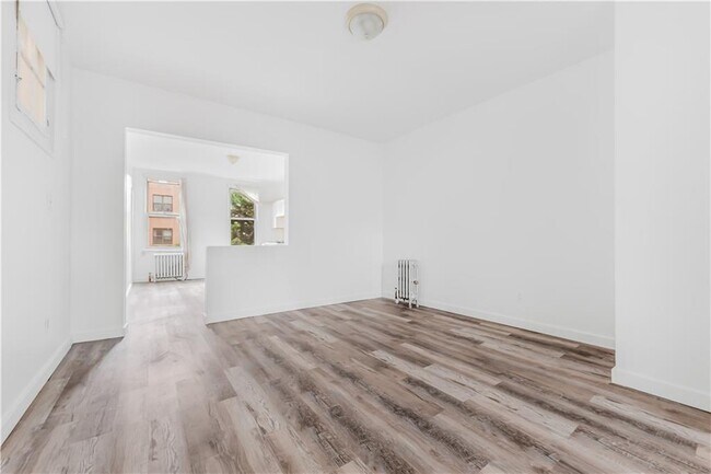 Building Photo - 32 Arion Pl
