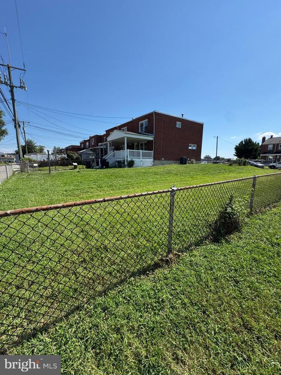 Building Photo - 8100 N Boundary Rd