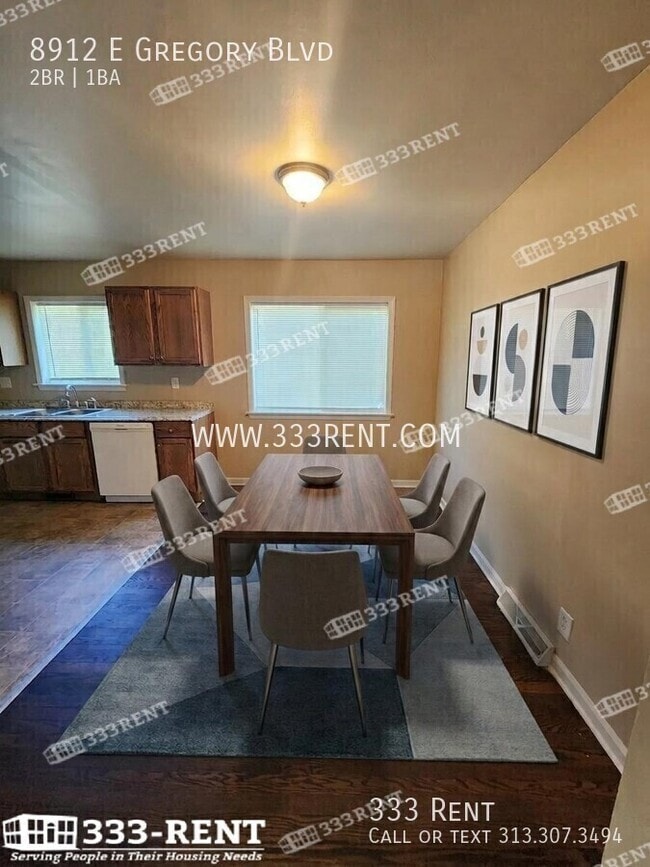 Building Photo - 8912 E Gregory Blvd