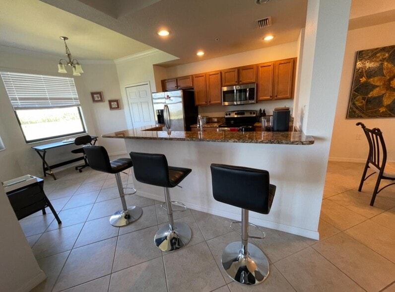 Building Photo - 7015 River Hammock Dr
