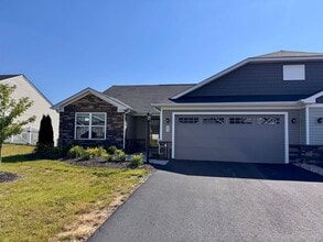 Building Photo - Duplex for Rent in McGaheysville