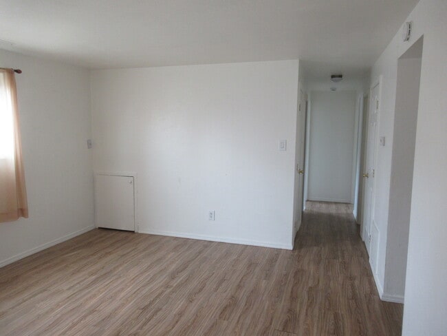 Building Photo - 1511 25th St