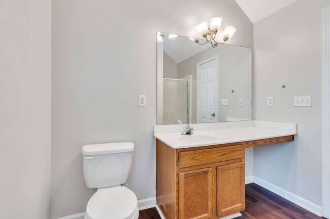 Building Photo - 5508 Kiev Dr