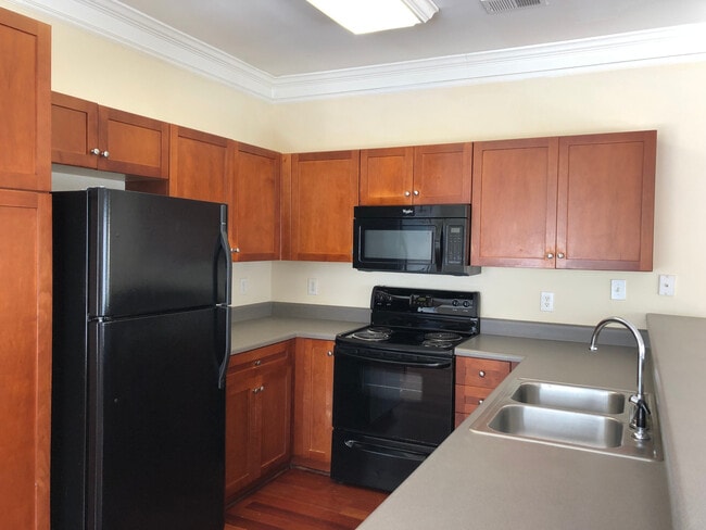 Building Photo - PRE-LEASING FOR AUGUST 2026!