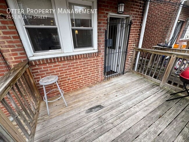 Building Photo - 6451 N 16th St