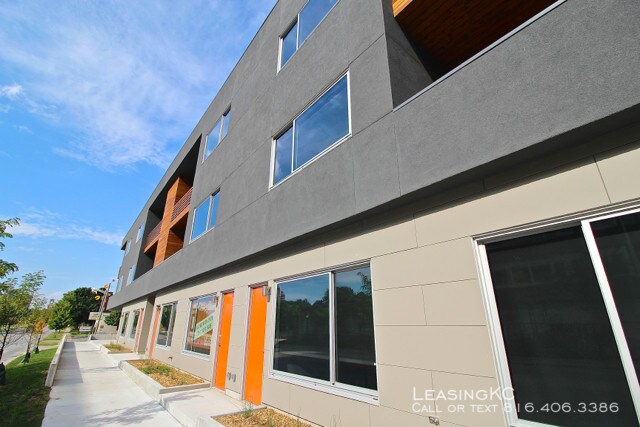 Building Photo - Twenty9 Gillham