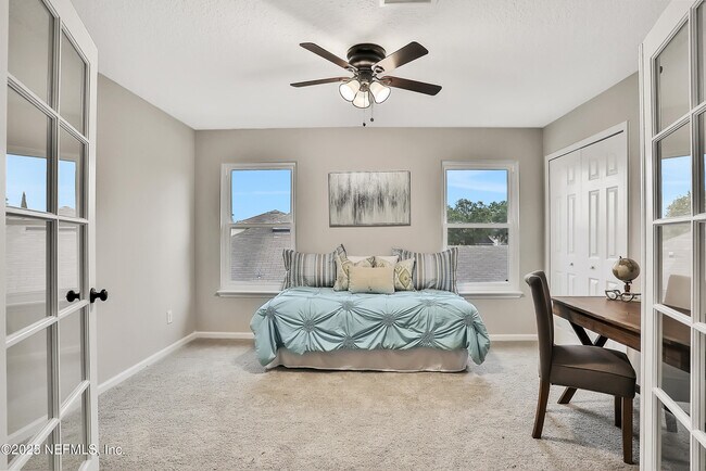 Building Photo - 1674 Hawkins Cove Dr E