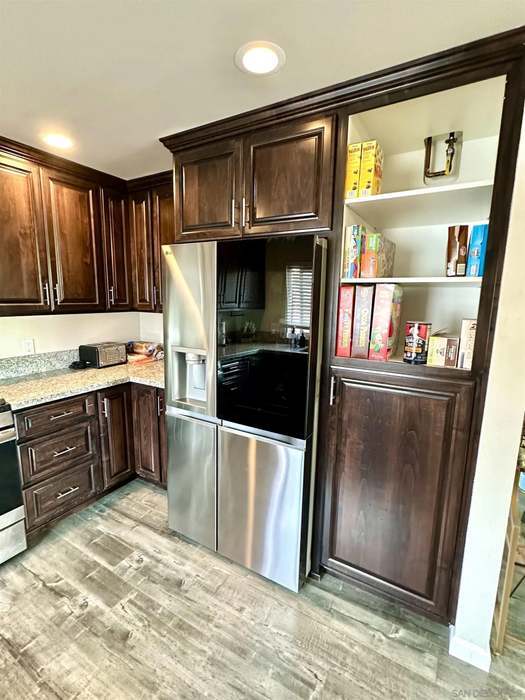 Building Photo - 9829 Caspi Gardens Dr